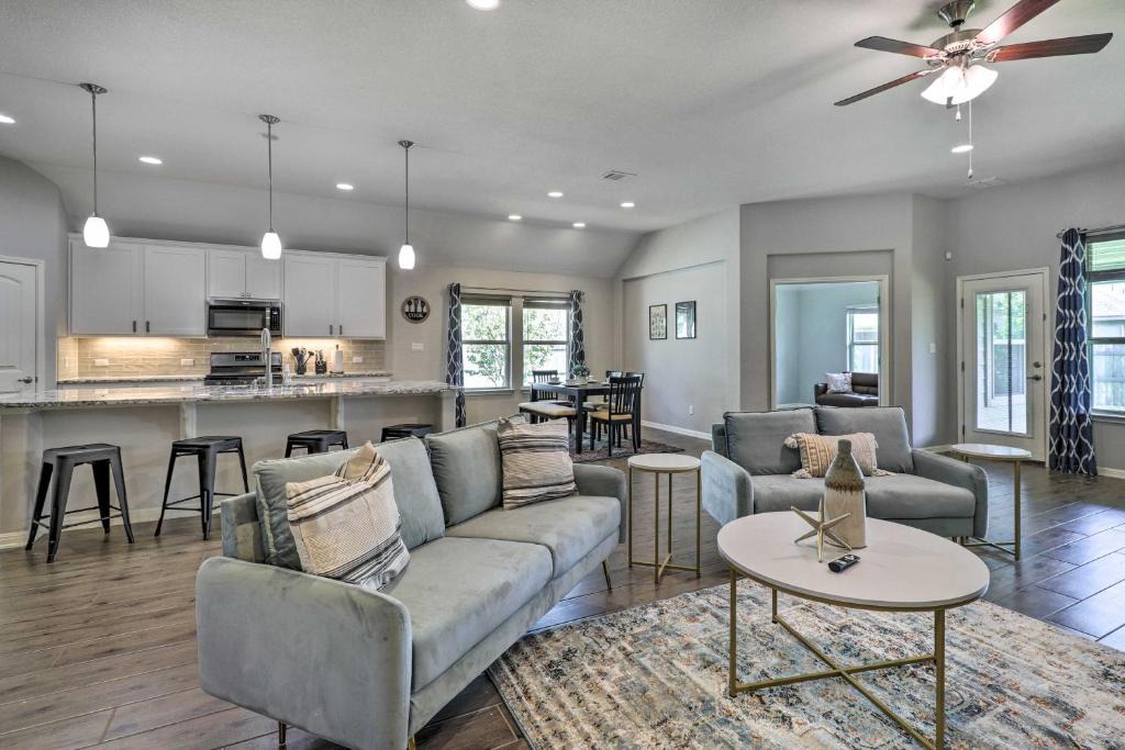 Pflugerville House | Charming Pflugerville Home about 25 Mi to Austin!