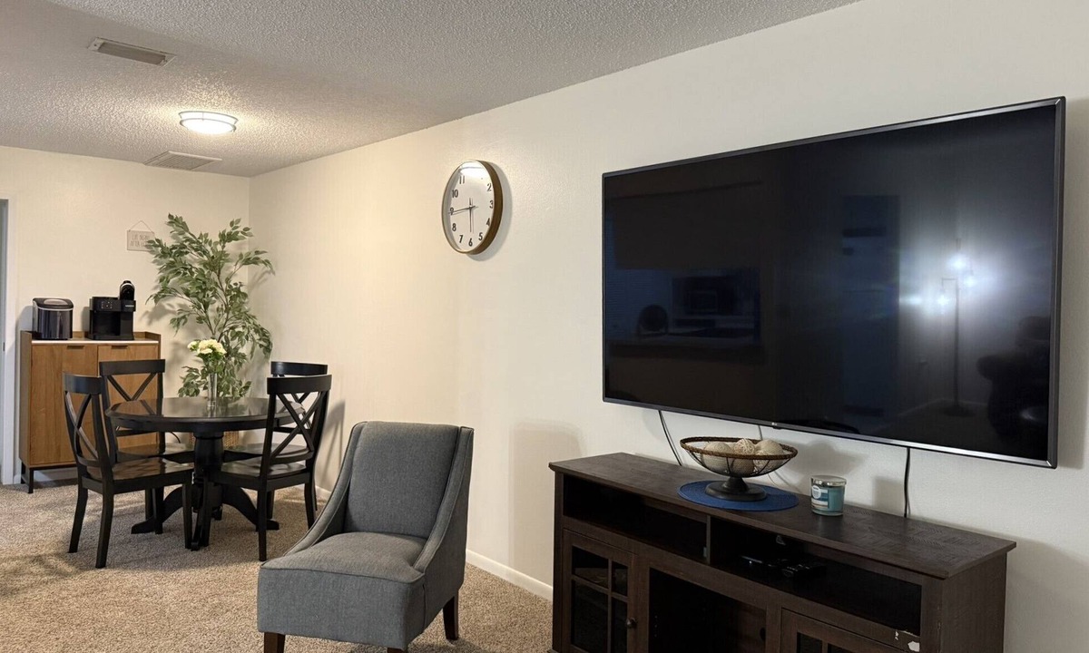 Sun 'N Lake Condo | Charming Poolside Villa in Sun n' Lakes Sebring