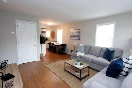 Michigan City House | Close to Beach, W&D, Pet friendly, Dunes, Casino