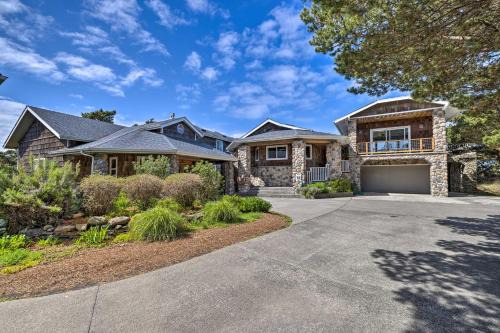 Warrenton House | Coastal Oregon Retreat w/Grill: 11 Mi to Astoria!