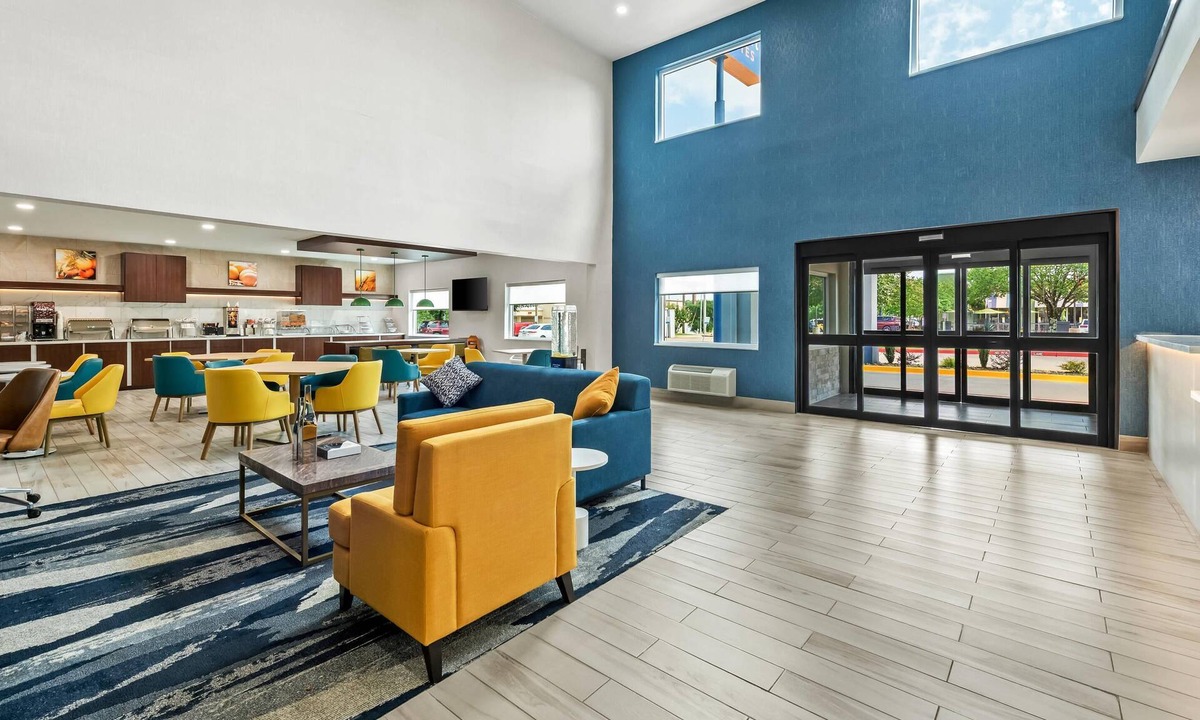 Longview Hotel | Comfort Suites Longview North