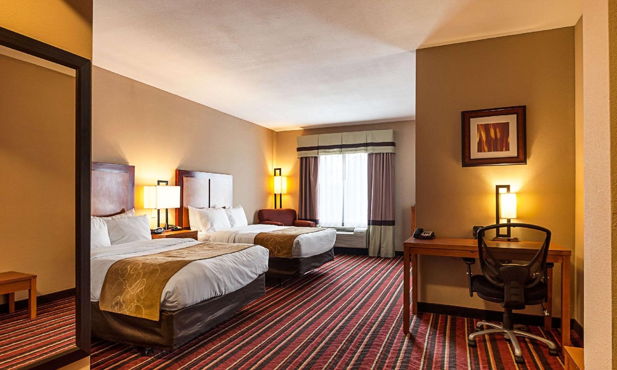 Sulphur Hotel | Comfort Suites Sulphur - Lake Charles