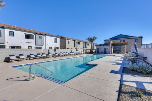 Desert View House | Community Pool & Hiking Trails: Red Fox Retreat 2