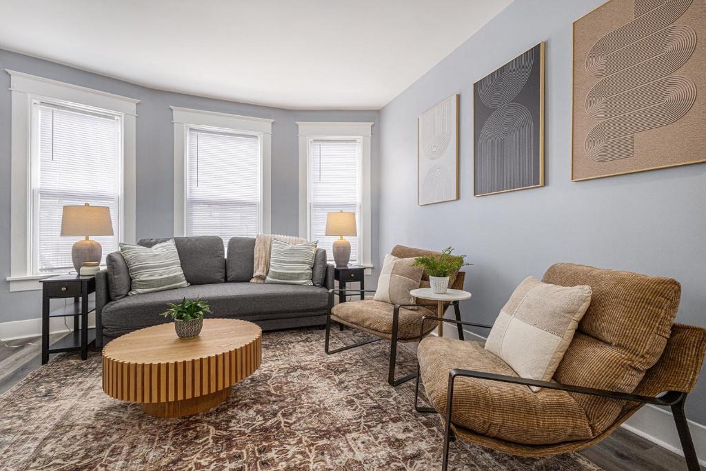 Michigan City Apartment | Completely Remodeled Walking Distance to Downtown Close to the Beach Downstairs Washer Dryer