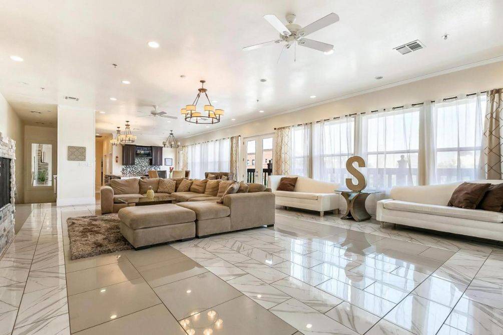 Faubourg Lafayette Condo | Condo ∙ 4 bedrooms ∙ 7 guests
