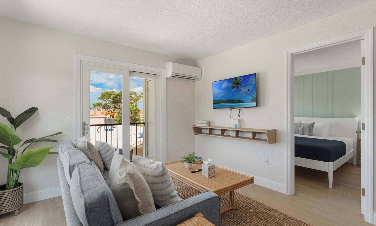 Parsuns To Cocoa Beach Apartment | Coquina Cottage Stay