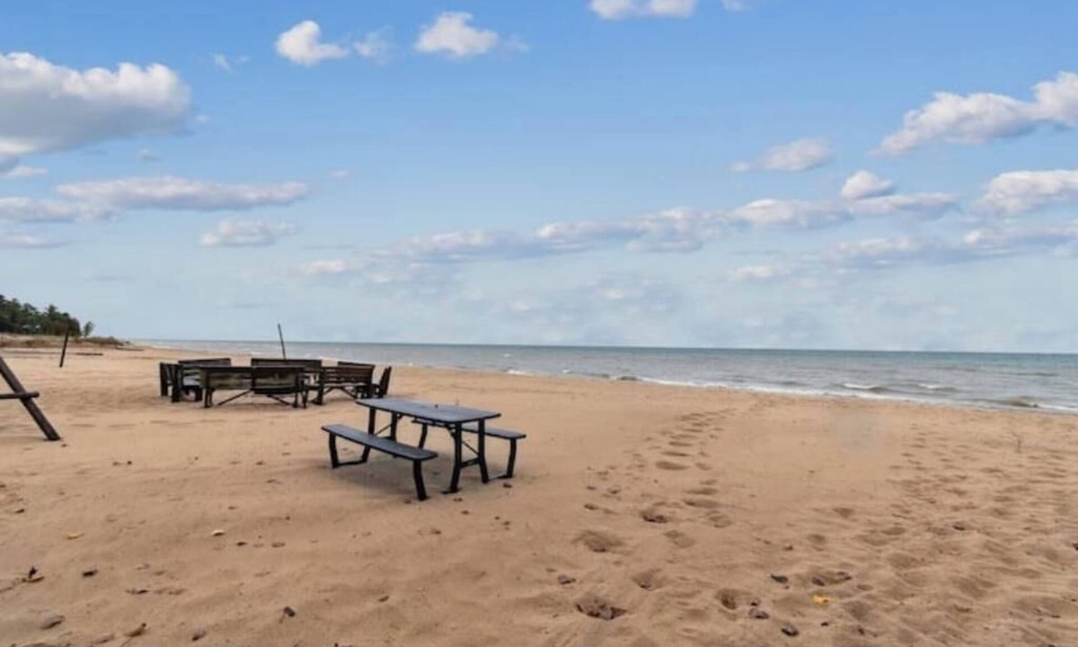 Greenbush Cabin | Cottage #7: 1BR/1BA Relaxing Lakeside Retreat!nn