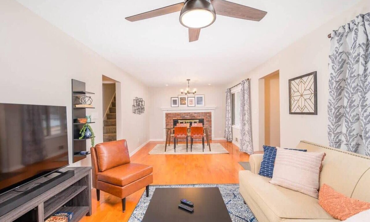 Appleton House | 𝐂𝐨𝐭𝐭𝐚𝐠𝐞 𝐨𝐧 𝐊𝐞𝐫𝐧𝐚𝐧 - Sleeps 5