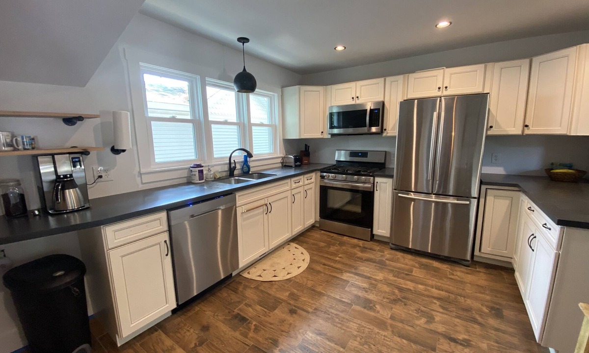 Muskegon House | Cottage on Marquette