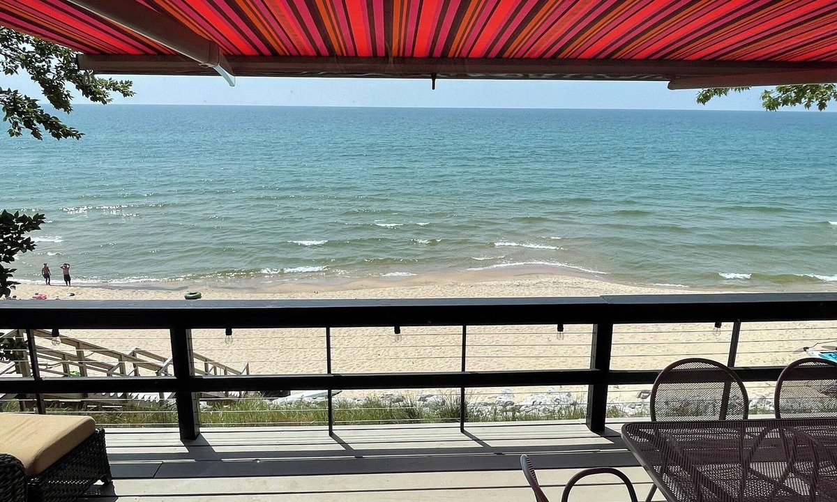 Montague Cottage | Cottage with Private Lake Michigan beach