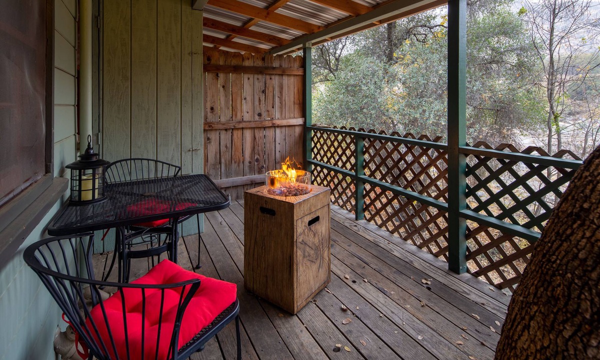 Three Rivers Cabin | Couples romantic cabin