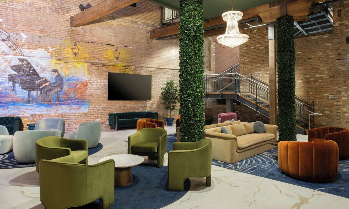 Arts/Warehouse District Hotel | Courtyard by Marriott New Orleans Warehouse Arts District