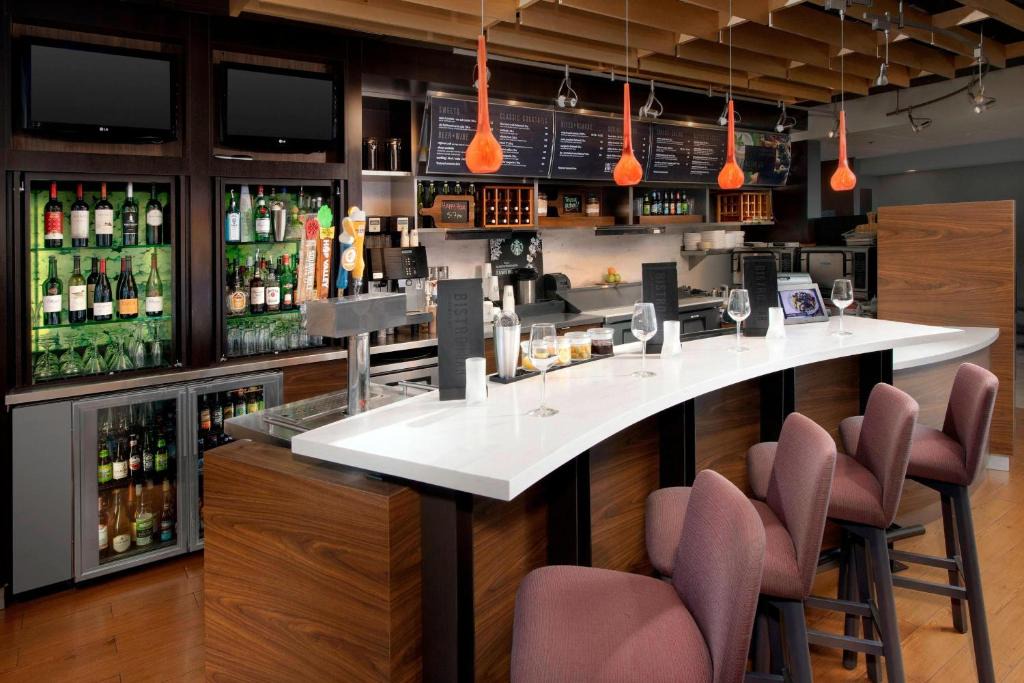 Tanasbourne Hotel | Courtyard by Marriott Portland Hillsboro