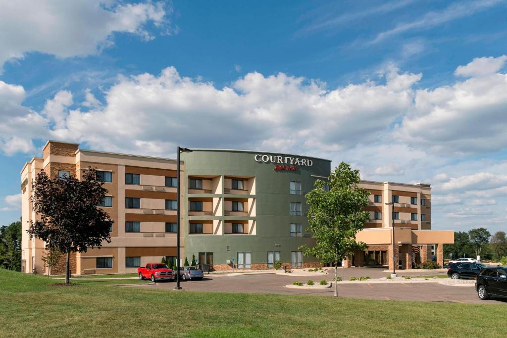 Battle Creek Hotel | Courtyard by Marriott Battle Creek