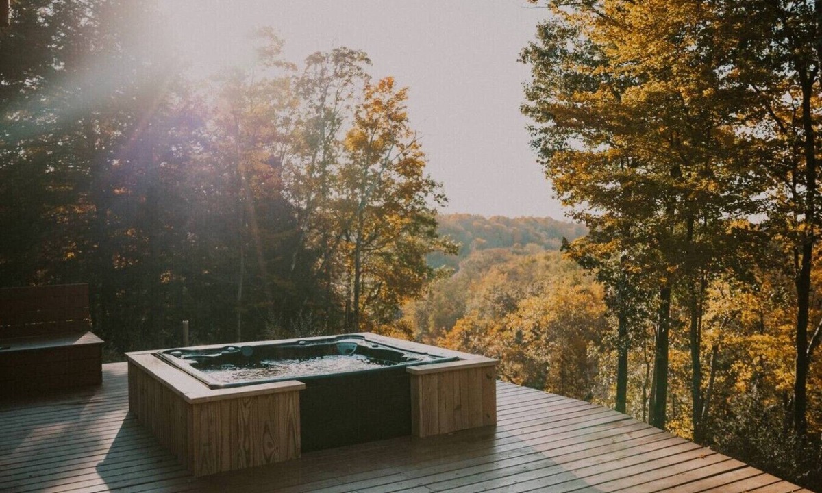 Grant Cabin | Cozy 4bdr cabin w/hot tub on the Muskegon River