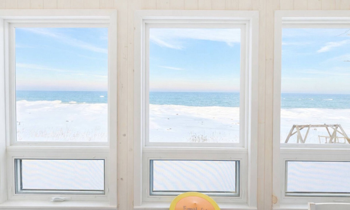 Millersburg House | Cozy Lake Huron Retreat | Family & Dog Friendly