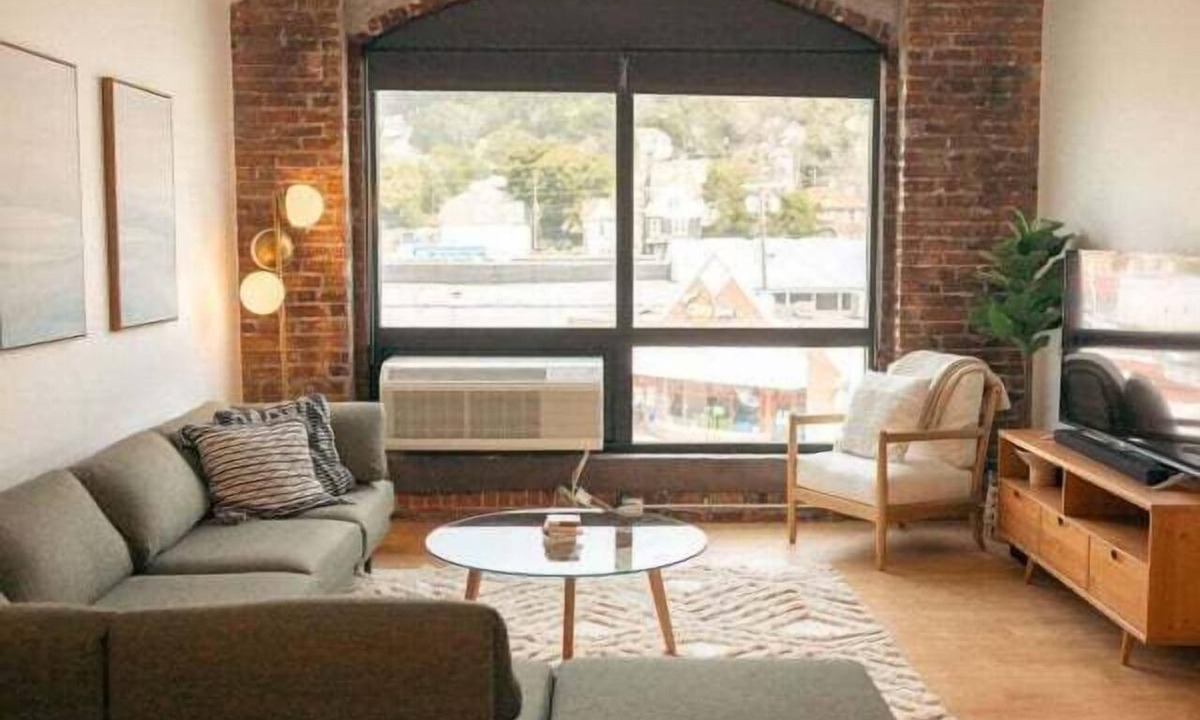 Duluth Apartment | Craft District Apt w/Gym & Coffee Shop 322