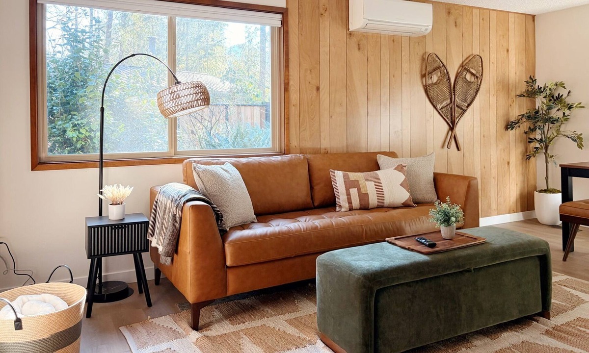 Mount Hood Village Cabin | Creekside Cozy Cabin, Hot Tub, Community Pool