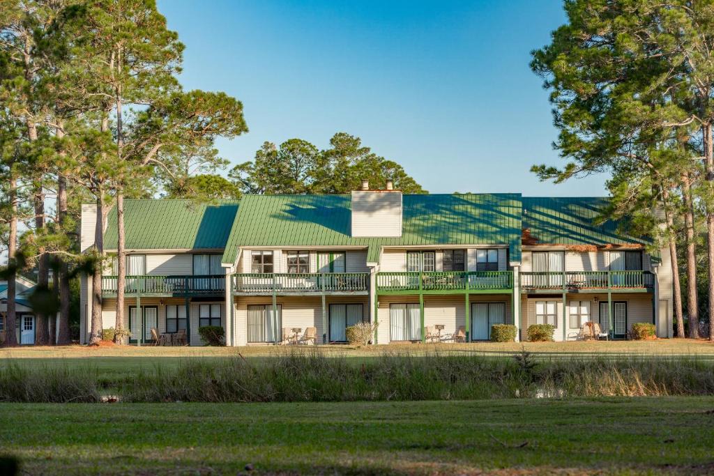 Gautier Hotel | Crown Resorts at Hickory Hills