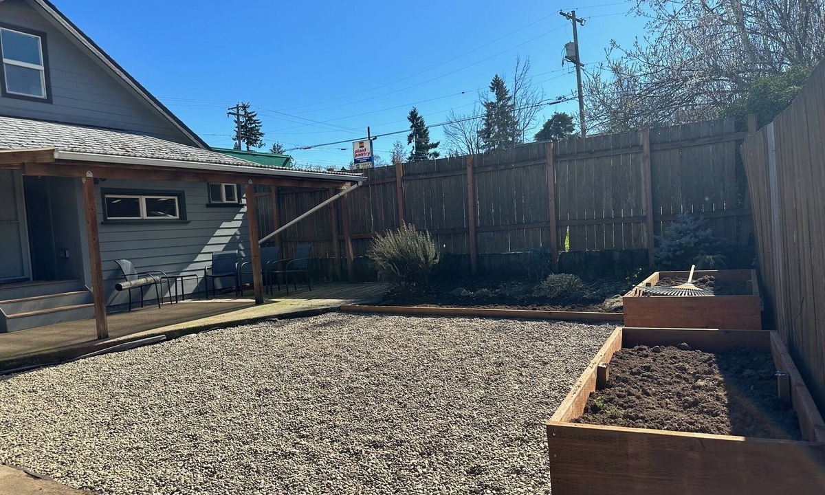 Oregon City Cottage | Cute 2 bed Bungalow in the heart of Oregon City