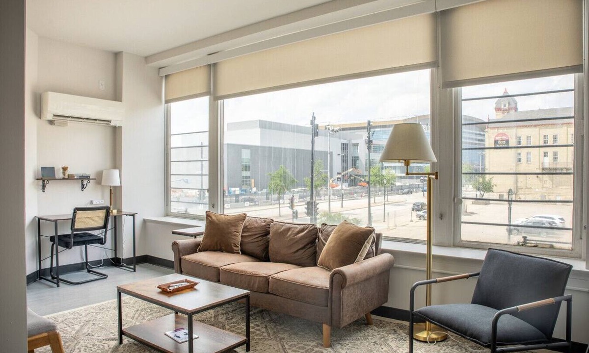 Westown Apartment | Deer District Studio Apt - One Block from Fiserv and Baird