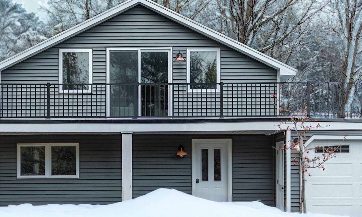 Traverse City House | Devils Dive Estate Su