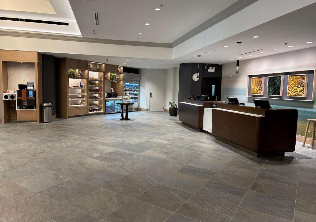 Modesto Hotel | DoubleTree by Hilton Modesto