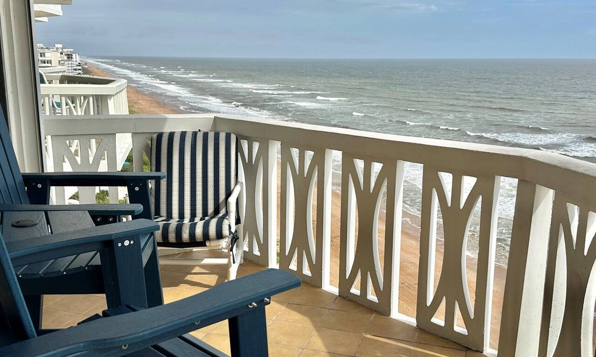 Ormond-by-the-Sea Condo | Dreams Come True! Charming 2-bedroom beachfront condo in delightful Ormond Beach