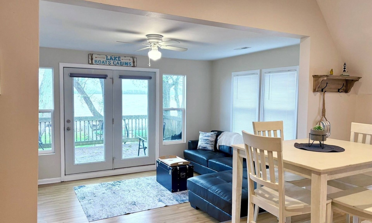 Toledo Apartment | "Driftwood Point" Sunrise Views!
