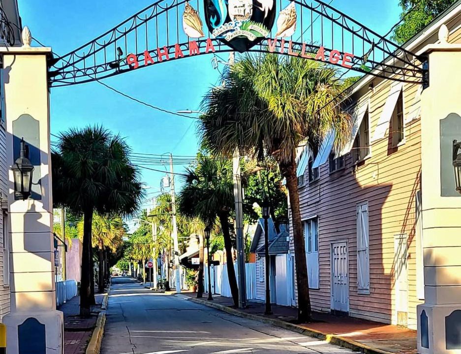 Downtown Apartment | Duval Street Suite overlooking Duval w parking and pool