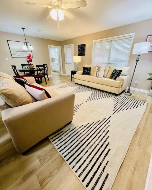 Hammond Apartment | Eastgate 13A