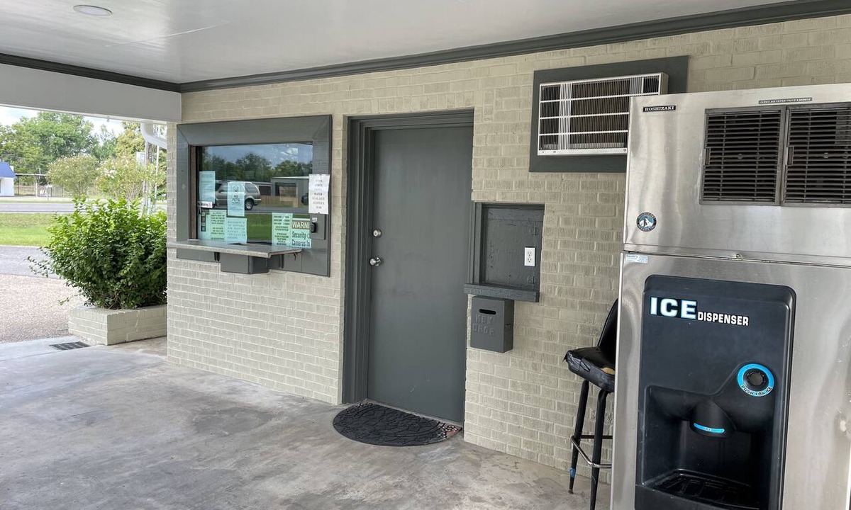 Gonzales Hotel | Economy Inn
