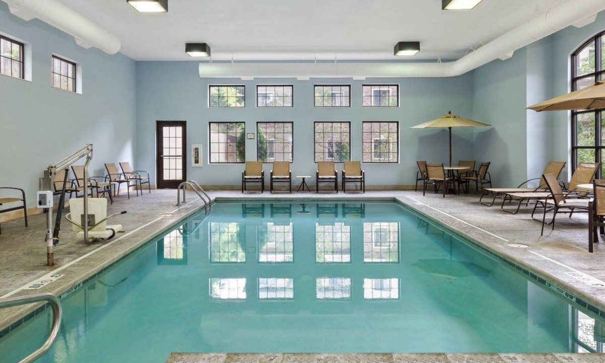 Kalamazoo Condo | Equipped King Suite | Free Daily Breakfast + Indoor Pool