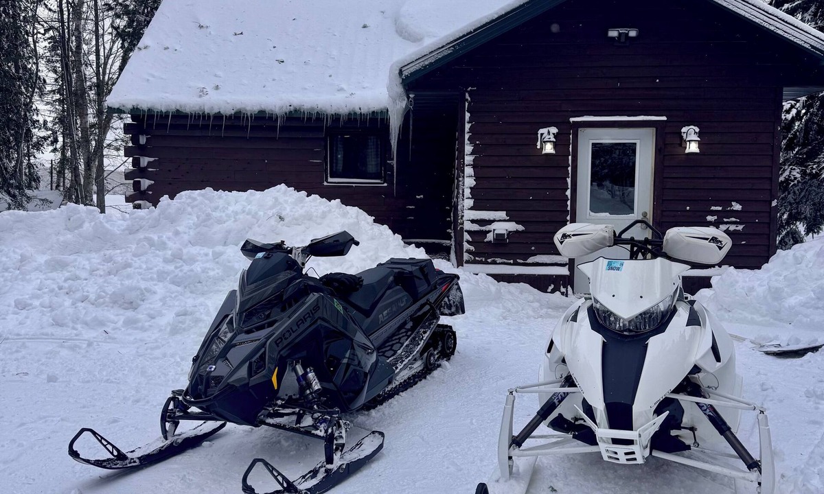 L'Anse Cabin | Escape to this peaceful cabin, perfectly situated directly on Huron Bay!