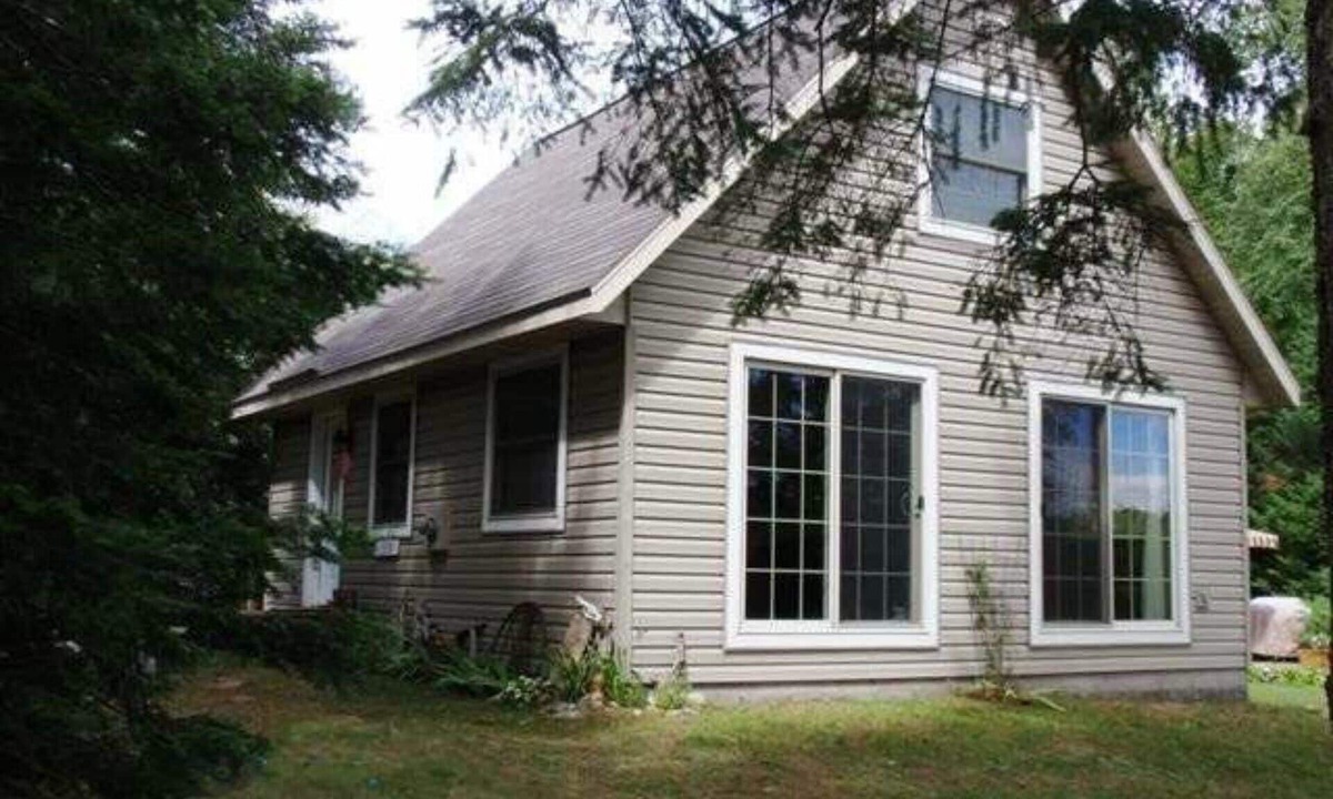 Eagle River Cabin | Evergreen Escape on Dam Lake