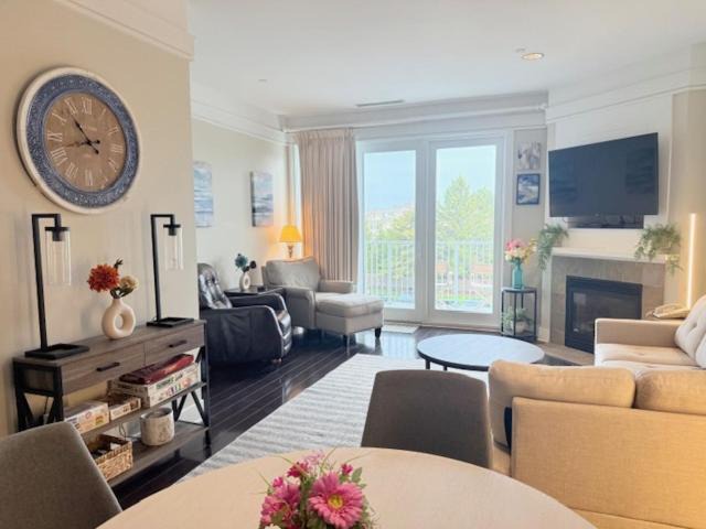 Bay Harbor Apartment | Experience luxury in Maritime Suite 209, Bay Harbor, with 2 beds and stunning amenities.