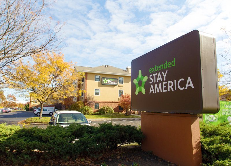 Bethpage Hotel | Extended Stay America Suites - Long Island - Bethpage