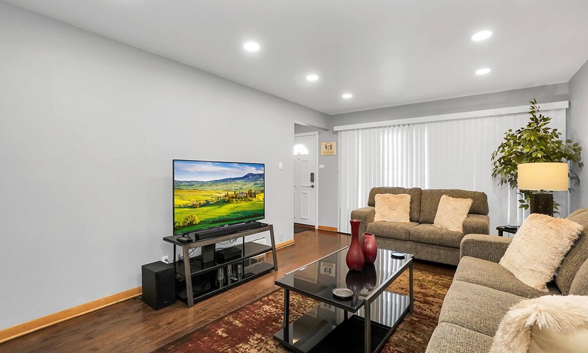Bloomingdale House | Extended Stay Bloomingdale FHS Rental