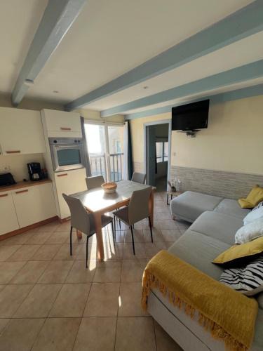 Farinole Apartment | F2 apartments with panoramic sea views