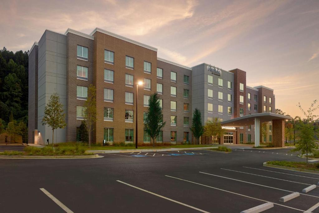 Alpharetta Hotel | Fairfield by Marriott Inn & Suites Alpharetta Avalon Area