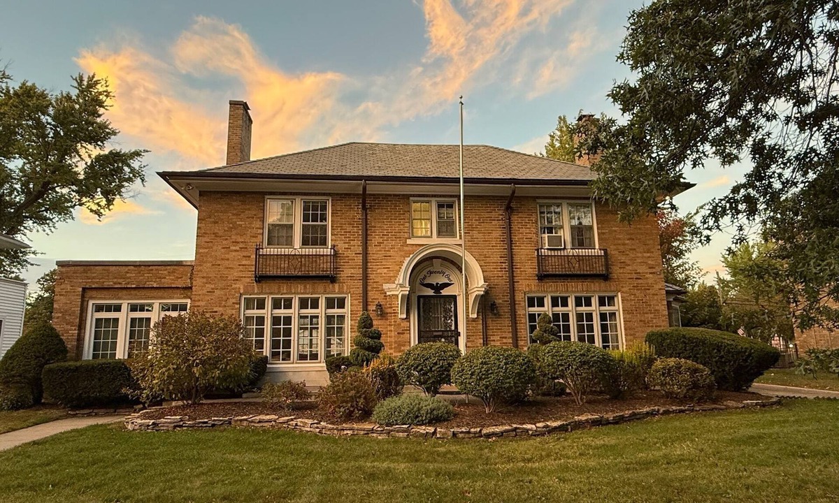 Harters Heights House | Fantastic 5-bedroom historic house, walk to Notre Dame
