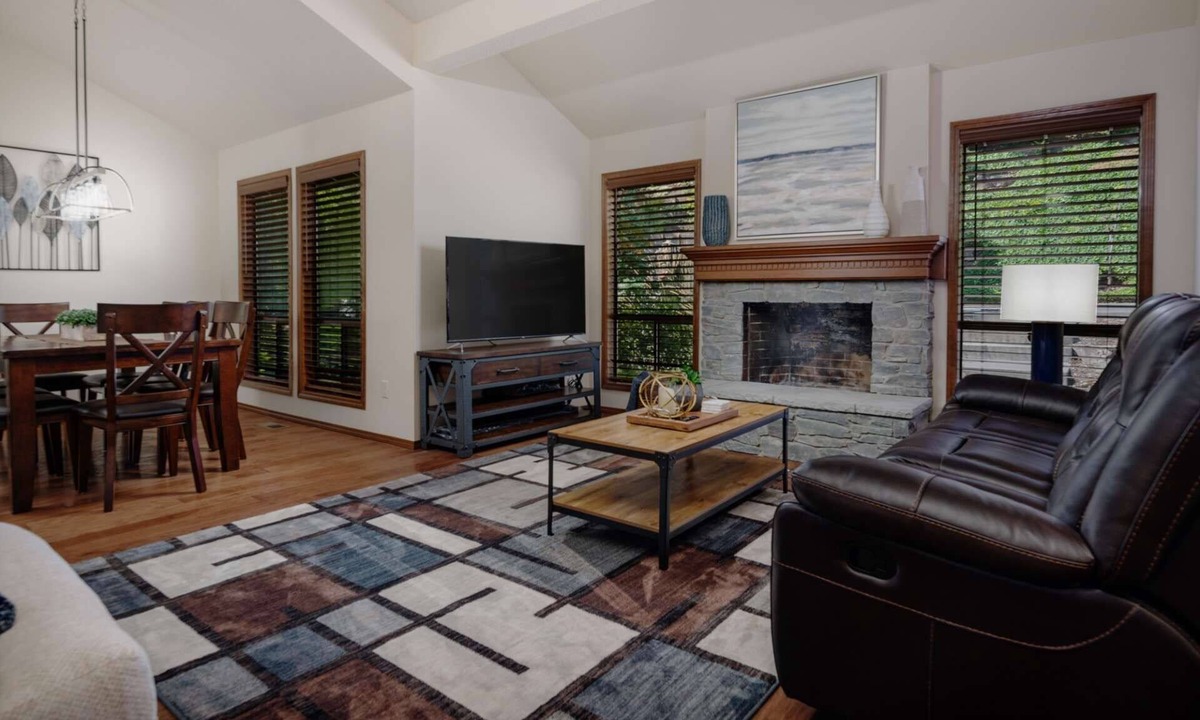 Rosemont Summit House | Fantastic West Linn Home w/Huge Gorgeous Deck, Ping Pong Table, 11 Miles to Portland