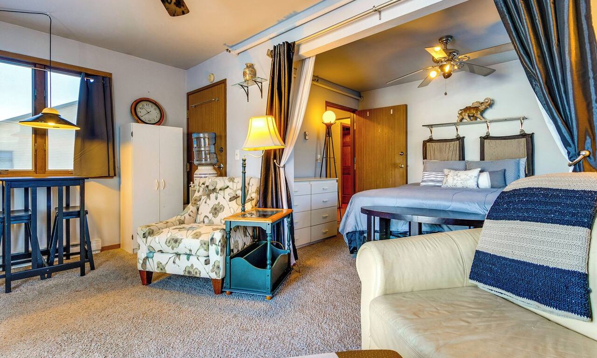Neenah Apartment | Fish, Hike & Unwind: Studio 2 Mi to Lake Winnebago