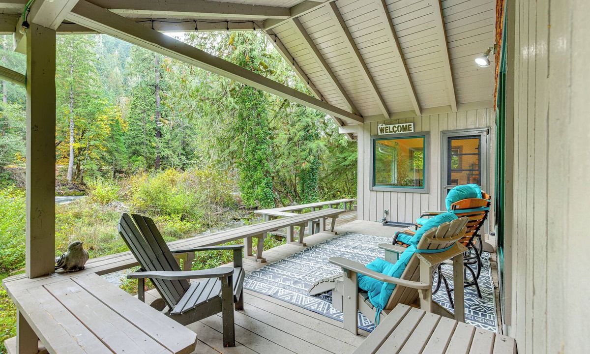 Blue River Cabin | Fishing & Rafting: McKenzie River Cabin!