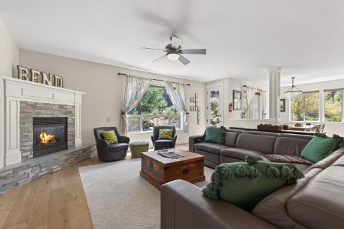 Bend House | Flagline Trail home