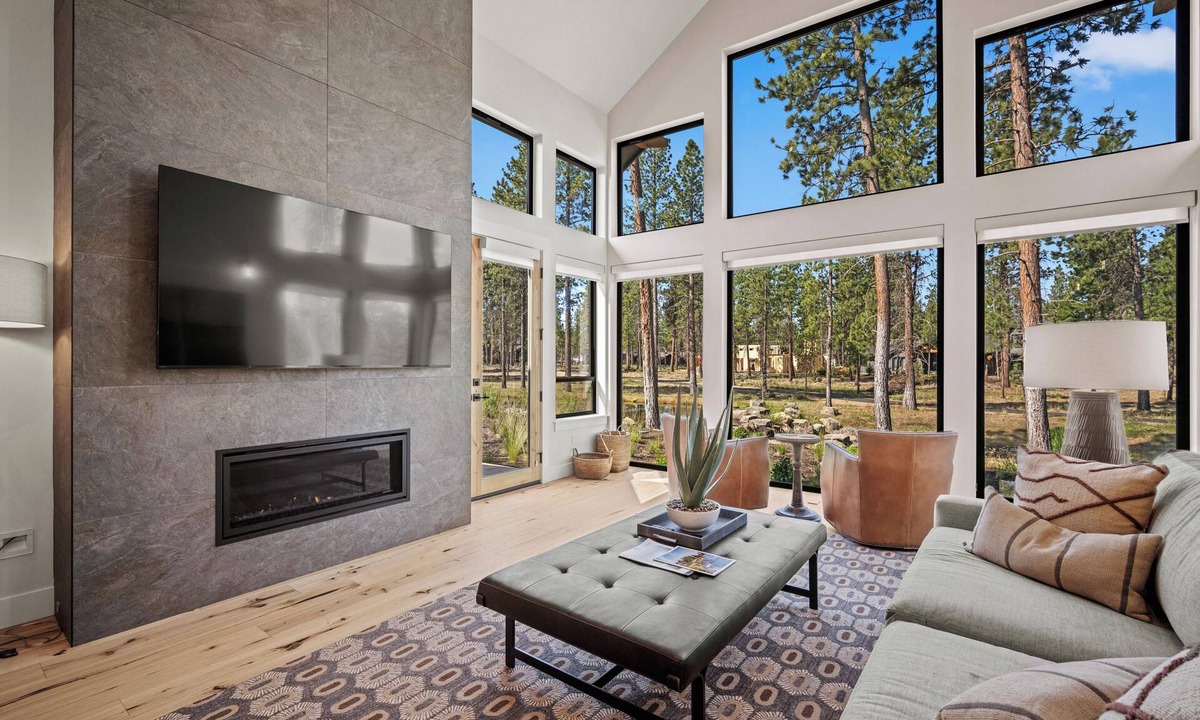 Sunriver Cabin | Forestbrook Luxury Retreat with Access to Exclusive Golf