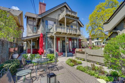 Lowry Hill House | Grand Multi-Unit Estate: 2 Mi to Dtwn Minneapolis!