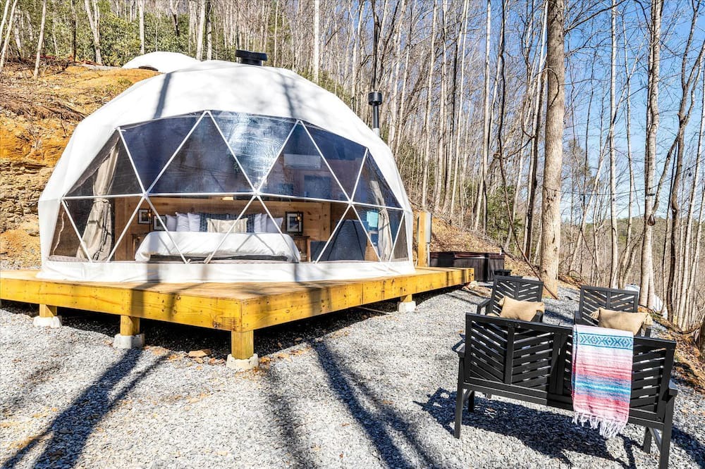 Cosby Cabin | Great Luxury Dome for Unique Places to Stay in Tennessee