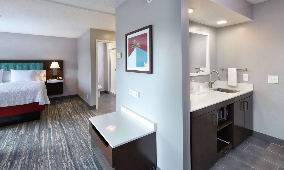 Tucson Hotel | Hampton Inn & Suites Tucson East/Williams Center