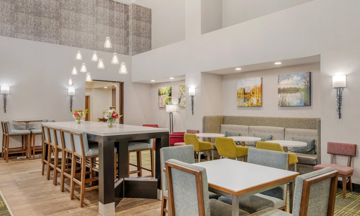 Crawfordsville Hotel | Hampton Inn & Suites Crawfordsville